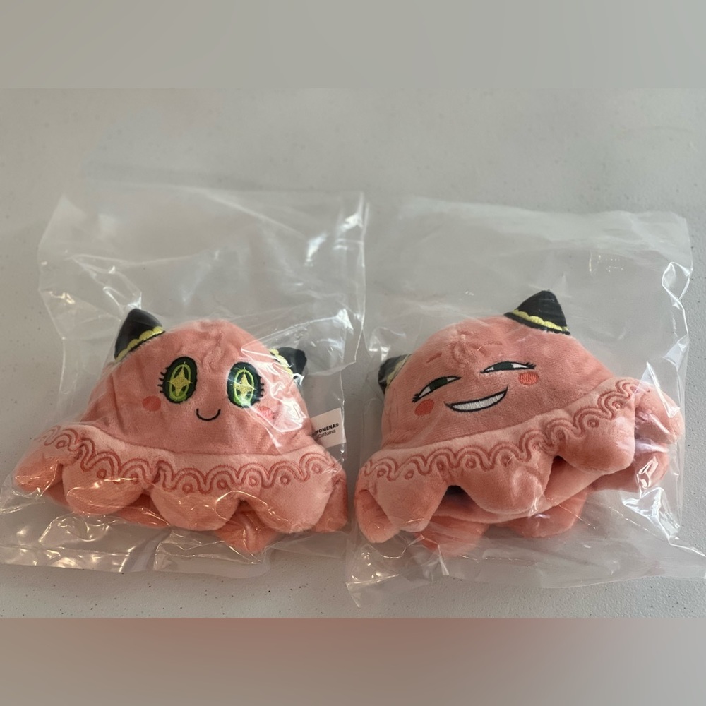 Spy x Family Anya Forger WakuWaku Reversible Plush